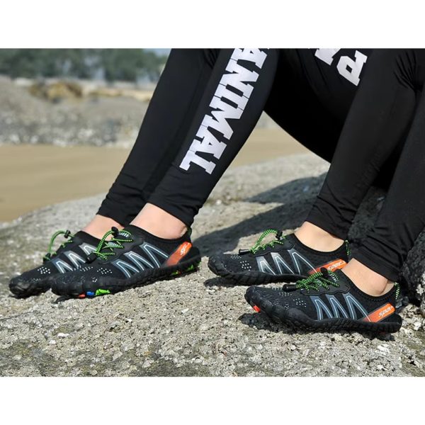 BUTY DO WODY PŁYWANIA NA PLAŻĘ JEŻOWCE KAMIENIE RAFĘ KORALOWCE MORSY R 35 - obrazek 4
